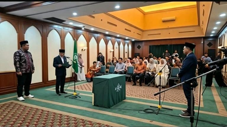 Fariz Alnizar Dilantik Rektor Unusia 2026–2030: Akselerasi Transformasi dan Kontribusi Intelektual U IMG-20260806-WA0065.jpg